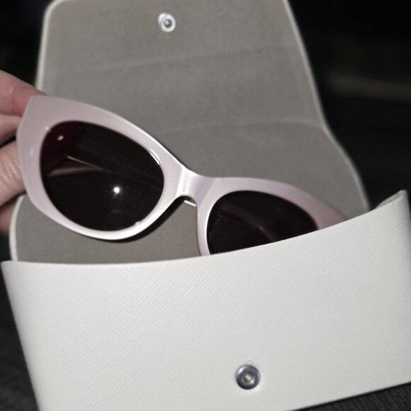 Michael Kors Cat Eye Sunglasses - Blush Pink - NEW with Case! - Picture 3 of 6